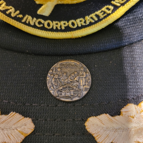 Vintage NRA Snap Back Trucker Hat with Vintage NRA pin attached - Picture 2 of 5